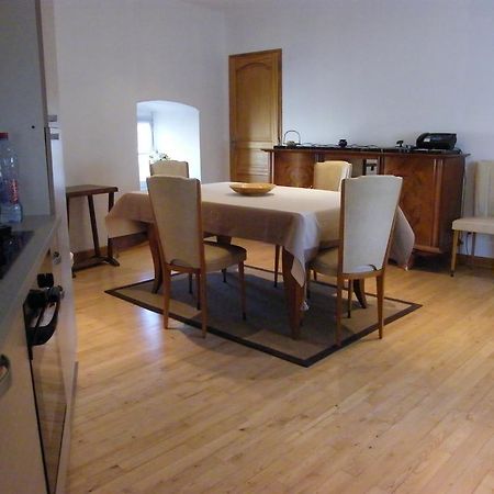 La Loge Du Chateau Saint-Dier-dʼAuvergne Esterno foto
